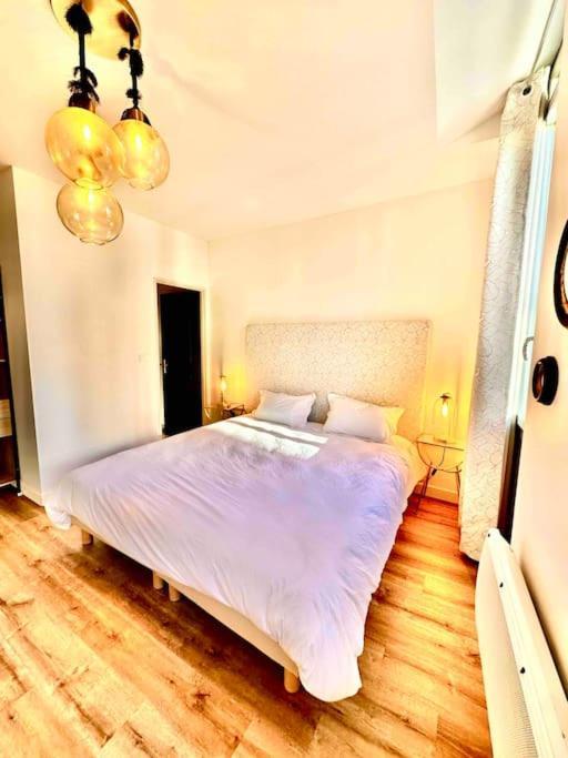 Ferienwohnung Elegance Lauragaise * Wifi * Netflix * Terrasse Villefranche-de-Lauragais Exterior foto