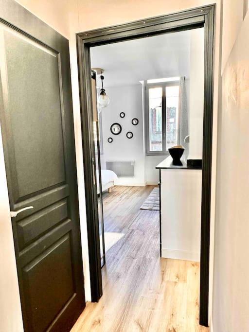 Ferienwohnung Elegance Lauragaise * Wifi * Netflix * Terrasse Villefranche-de-Lauragais Exterior foto