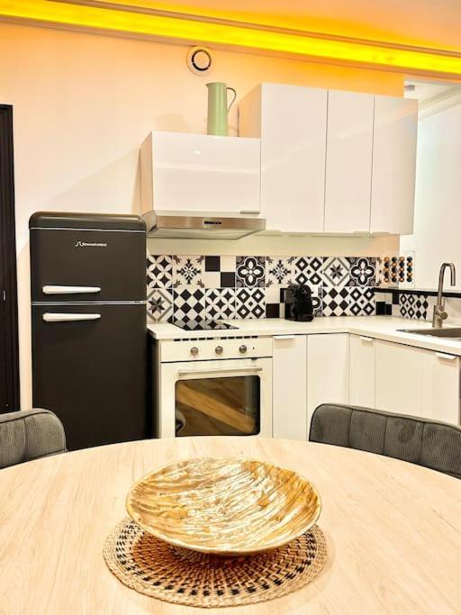 Ferienwohnung Elegance Lauragaise * Wifi * Netflix * Terrasse Villefranche-de-Lauragais Exterior foto